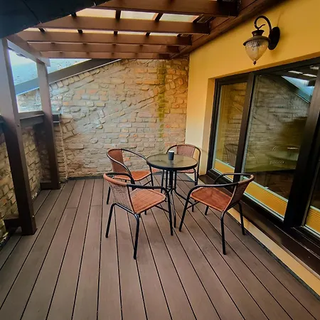 Ernests' Unique Townhouse With Sauna, Hot Tub And Free Parking Apartament